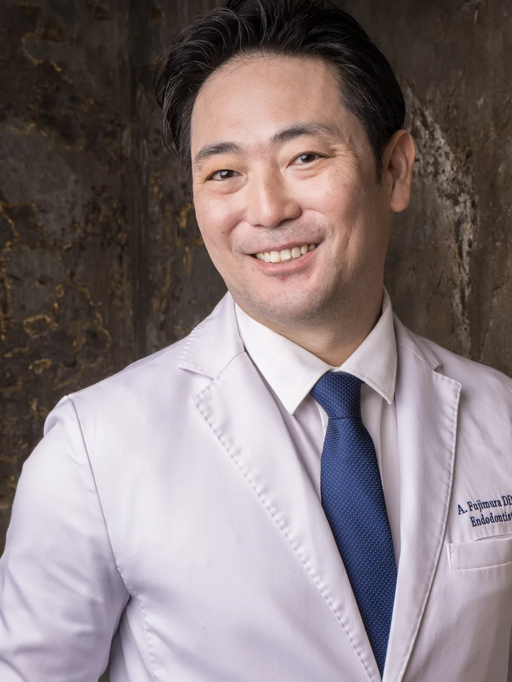 Dr. Atsushi Fujimura, Endodontic Specialist at Endospecialists